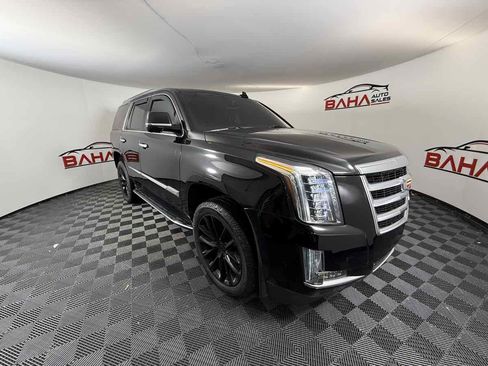 Used 2019 Cadillac Escalade Luxury image 14
