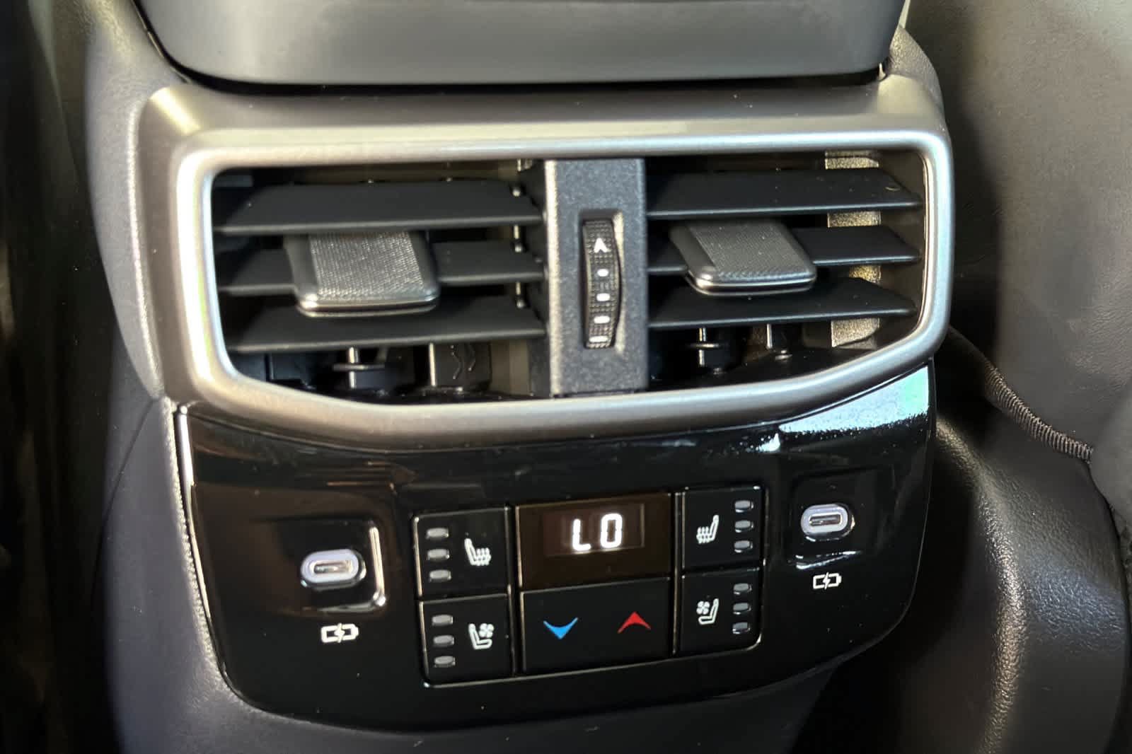 Certified 2024 Lexus RX 450h AWD w/ Convenience Package image 14