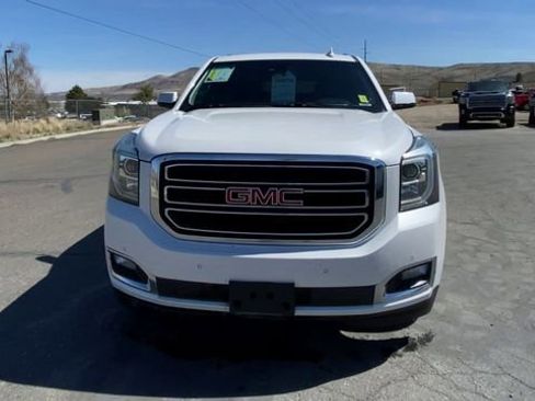Used 2018 GMC Yukon XL SLT w/ Open Road Package image 3