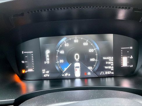 Used 2018 Volvo S90 T5 Momentum w/ Protection Package Premier image 17