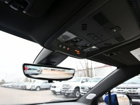 Used 2025 Cadillac XT5 Sportv w/ Technology Package AWD/4WD image 57