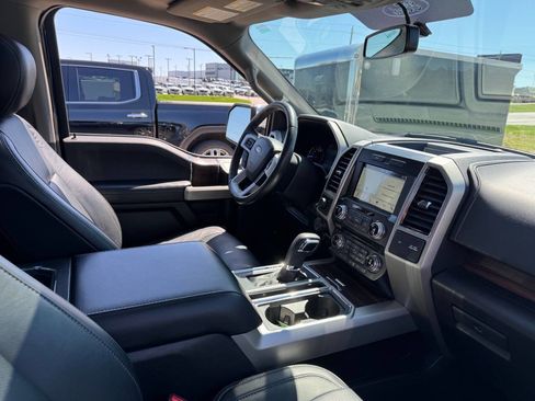 Used 2017 Ford F150 Lariat AWD/4WD image 16