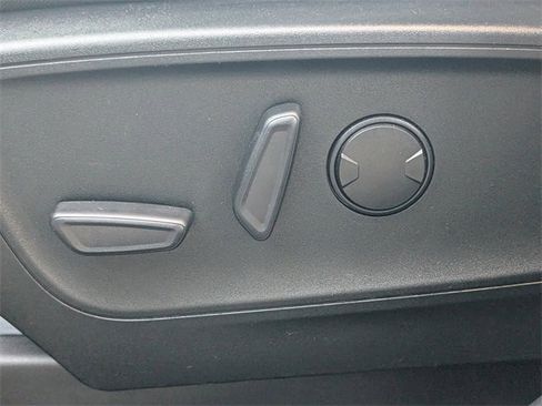 Used 2020 Ford Escape SEL image 22