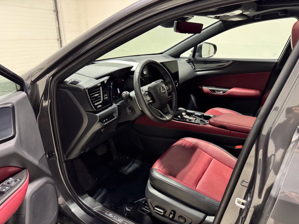 Used 2022 Lexus NX 350h AWD image 9