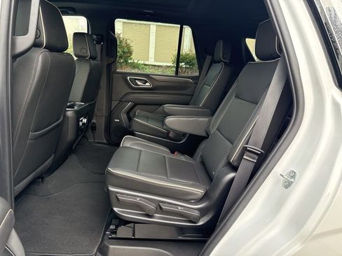 Used 2023 GMC Yukon SLT image 43