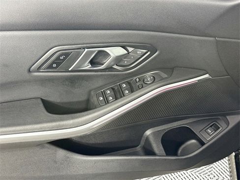 Used 2024 BMW 330i xDrive Sedan image 24