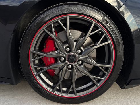 Used 2023 Chevrolet Corvette Stingray Premium Conv w/ Z51 Performance Package image 11