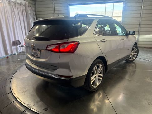 Used 2018 Chevrolet Equinox Premier AWD/4WD image 5