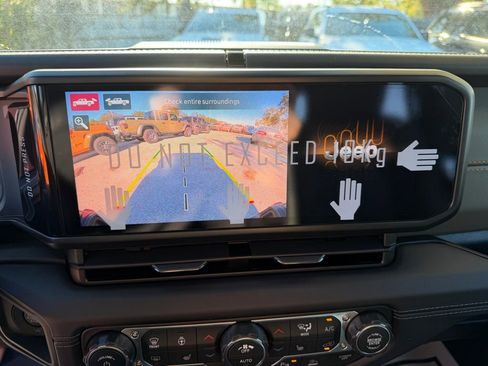 New 2026 Jeep Gladiator Mojave image 22