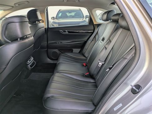 Used 2023 Genesis G80 2.5T image 29