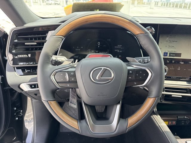 New 2026 Lexus RX 350h AWD/4WD image 14