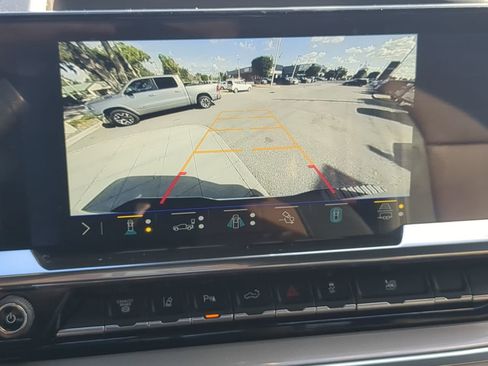 Used 2025 Chevrolet Silverado 3500 High Country w/ High Country Premium Package image 19