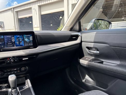Used 2026 Nissan Kicks SV w/ Cold Weather Package FWD image 34