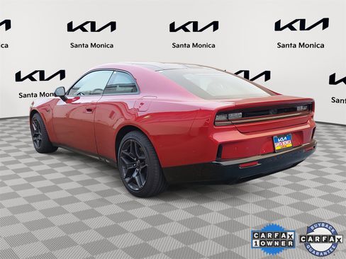 Used 2024 Dodge Charger R/T w/ Plus Group image 7