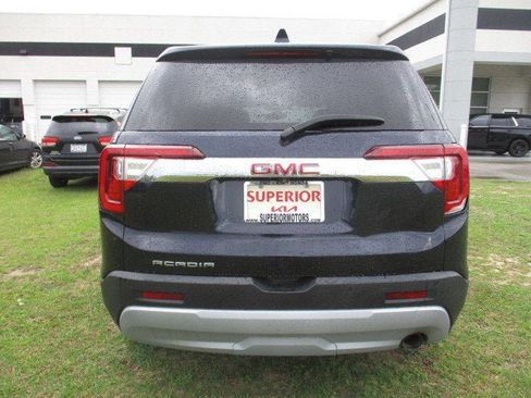 Used 2021 GMC Acadia SLE image 4