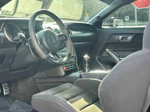 Used 2017 Ford Mustang Shelby GT350 image 8