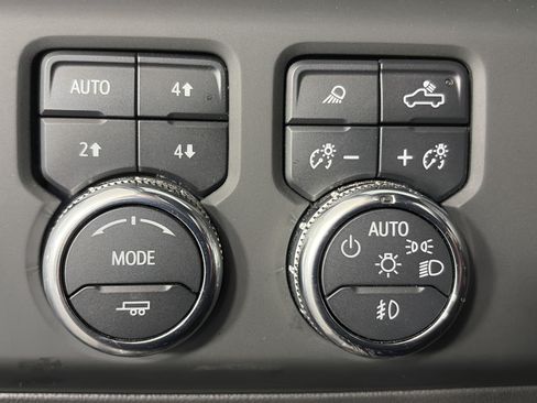 Certified 2024 GMC Sierra 1500 AT4 w/ Technology Package AWD/4WD image 44