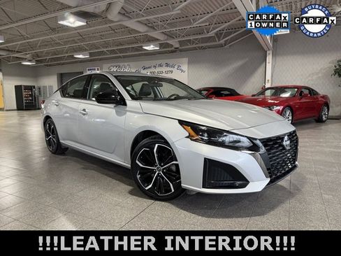 Used 2024 Nissan Altima 2.5 SR image 2