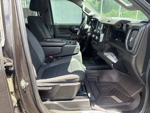 Used 2021 GMC Sierra 2500 SLE w/ X31 Off-Road Package AWD/4WD image 21