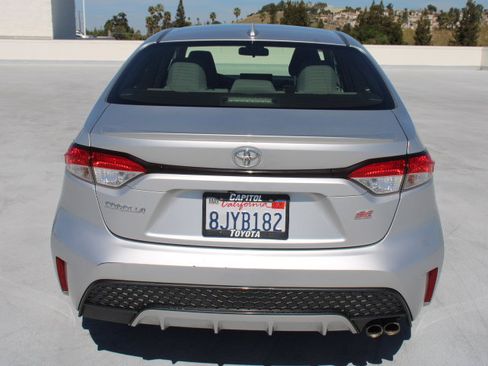 Used 2020 Toyota Corolla SE image 4