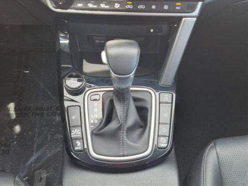 Used 2021 Kia Seltos SX w/ SX Sunroof Package AWD/4WD image 11