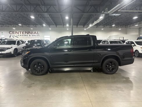 Used 2023 Honda Ridgeline Black Edition image 4