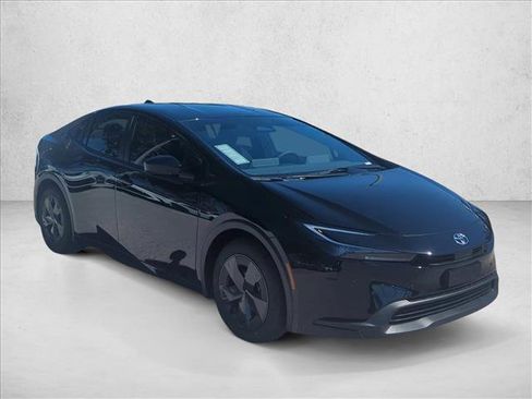 New 2026 Toyota Prius LE image 3