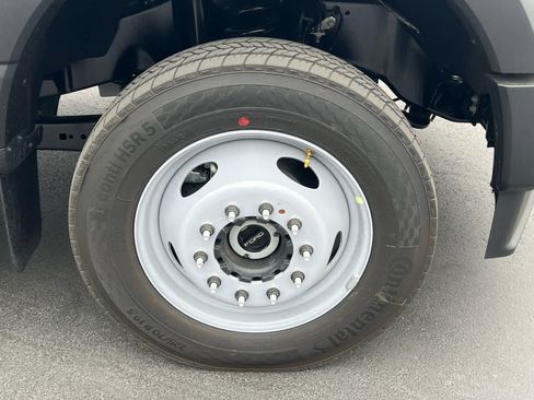 New 2026 Ford F450 XL w/ XL Chrome Package image 16