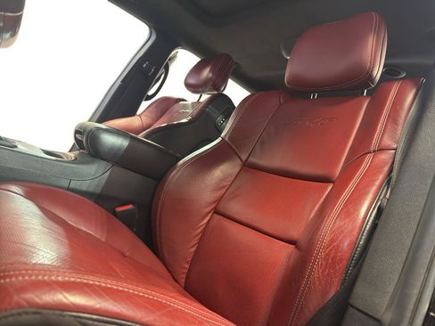 Used 2018 Dodge Durango SRT w/ SRT Interior Appearance Group AWD/4WD image 16