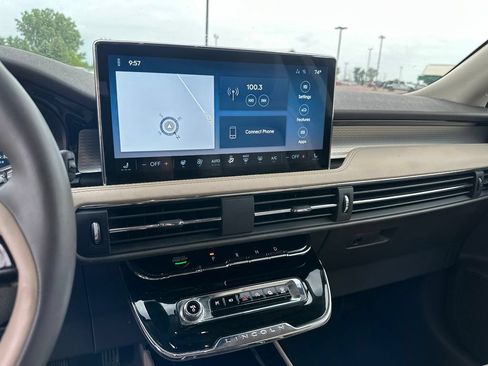 Used 2023 Lincoln Corsair AWD w/ Equipment Group 101A image 16