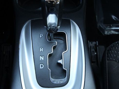 Used 2018 Dodge Journey SE FWD image 25