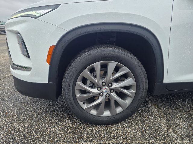 Used 2026 Buick Enclave Preferred AWD/4WD image 9