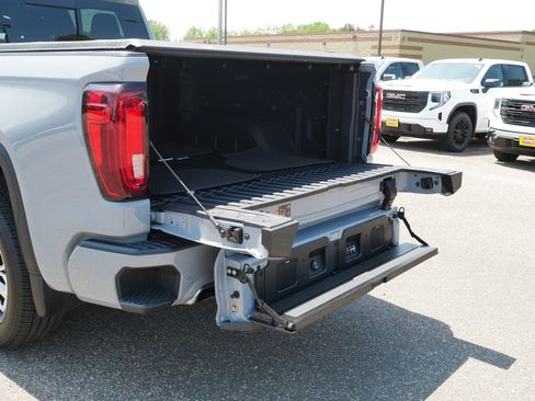 Used 2025 GMC Sierra 1500 Denali Ultimate AWD/4WD image 18