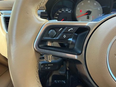 Used 2015 Porsche Macan S image 27