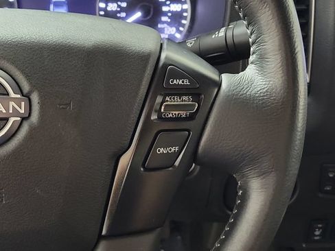Used 2024 Nissan Frontier SV RWD image 25