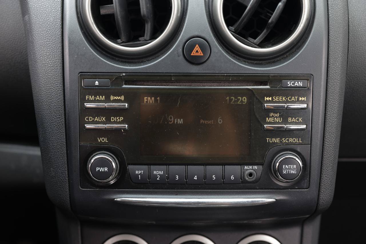 Used 2013 Nissan Rogue S w/ Special Edition Pkg AWD/4WD image 33