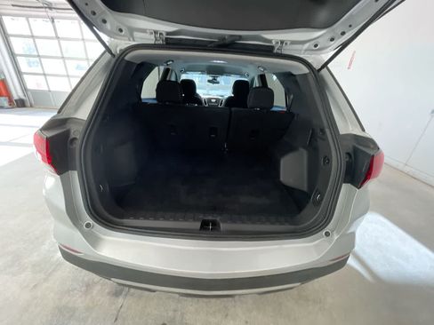 Used 2022 Chevrolet Equinox LT AWD/4WD image 23