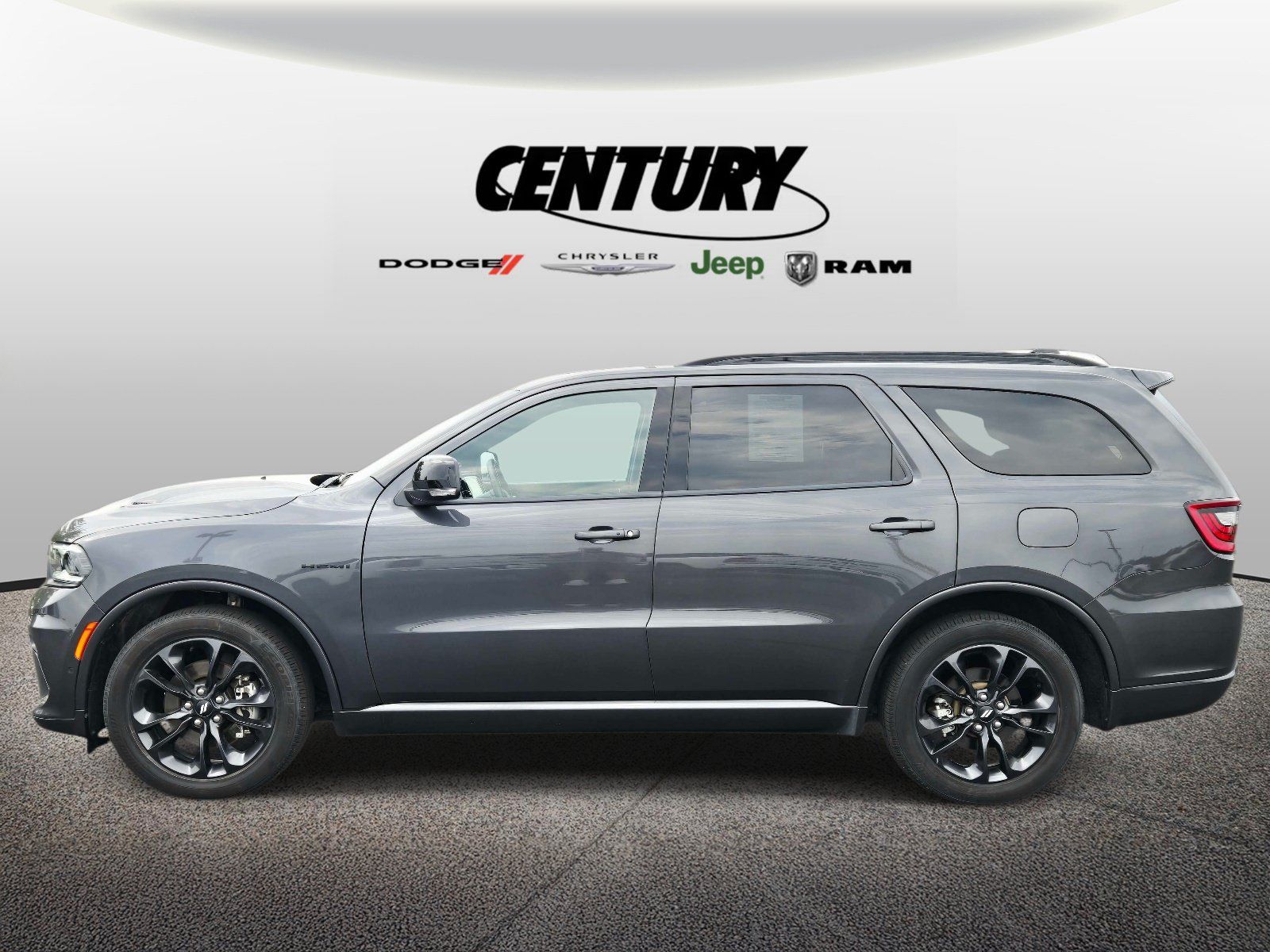 Used 2025 Dodge Durango R/T AWD/4WD image 7