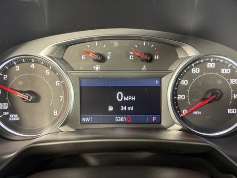 Used 2024 Chevrolet Blazer LT w/ Convenience Package FWD image 17