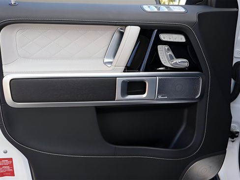 Used 2025 Mercedes-Benz G 63 AMG 4MATIC image 26