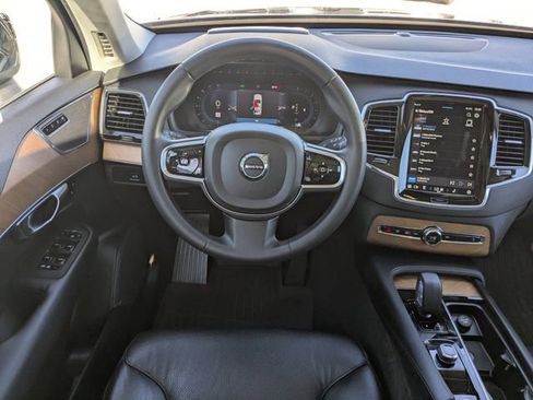 Certified 2023 Volvo XC90 B5 Plus w/ Protection Package Premier image 22