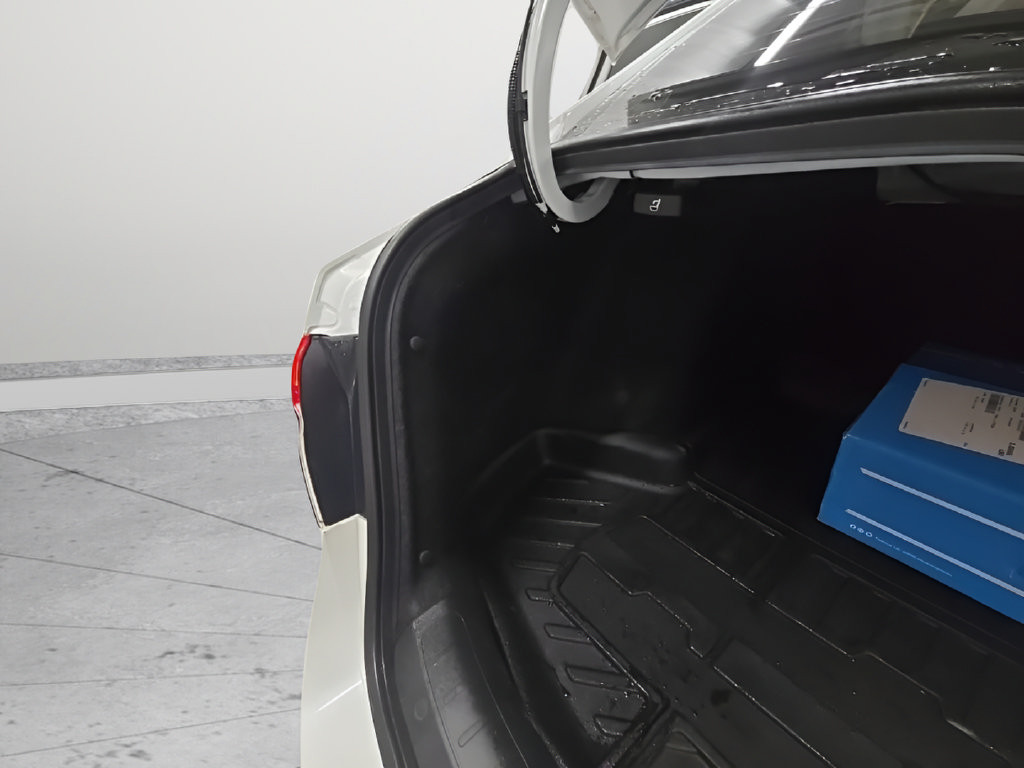 Used 2022 Honda Civic EX image 19