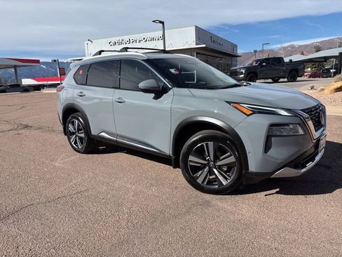 Used 2023 Nissan Rogue Platinum w/ Platinum Premium Package image 1