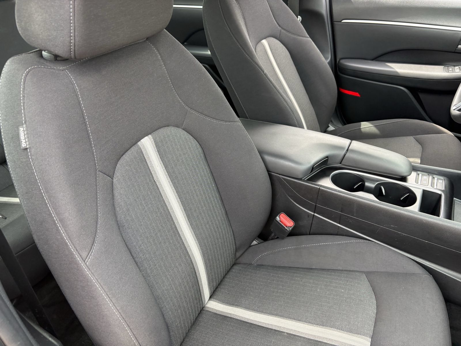 Used 2025 Hyundai Sonata SEL FWD image 12