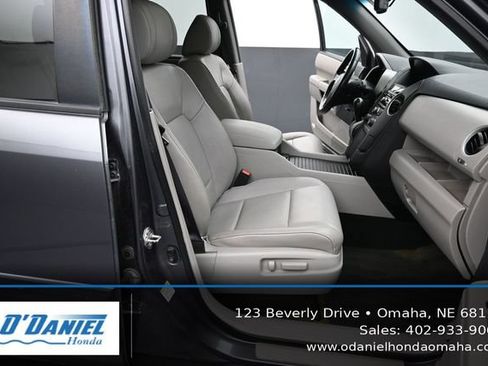 Used 2019 Lincoln MKC Reserve w/ MKC Climate Package AWD/4WD image 45