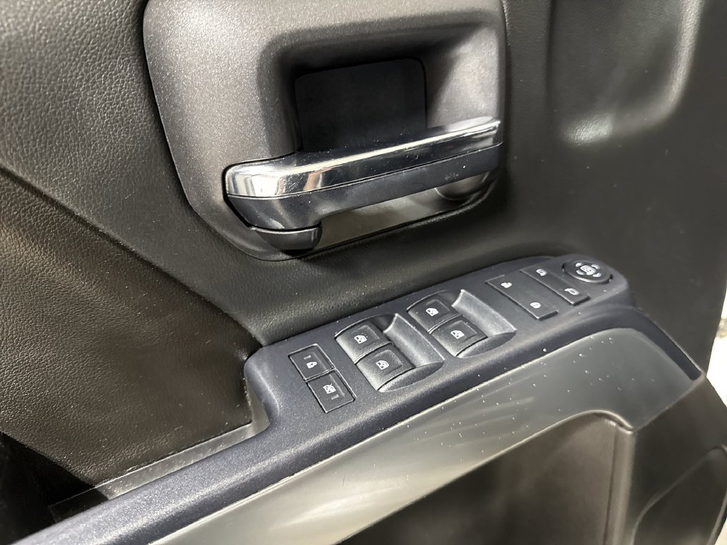 Used 2017 Chevrolet Silverado 1500 LT w/ All Star Edition AWD/4WD image 20