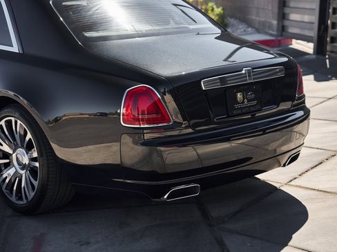 Used 2019 Rolls-Royce Ghost image 8