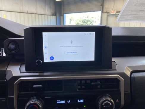 Used 2025 Toyota Tacoma SR5 image 41