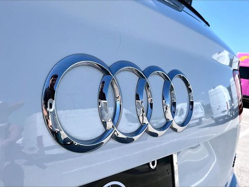 Used 2018 Audi Q7 3.0T Prestige AWD/4WD image 31