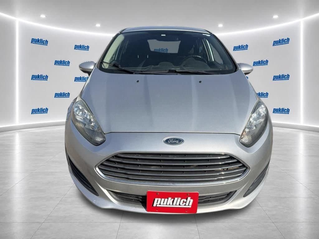 Used 2014 Ford Fiesta SE FWD image 2